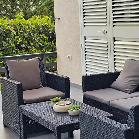 Sunset Bay At Gjiri Lalzit Feriehus