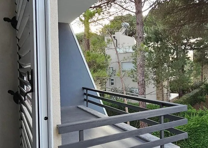 Sunset Bay At Gjiri Lalzit Nyaraló Durrës